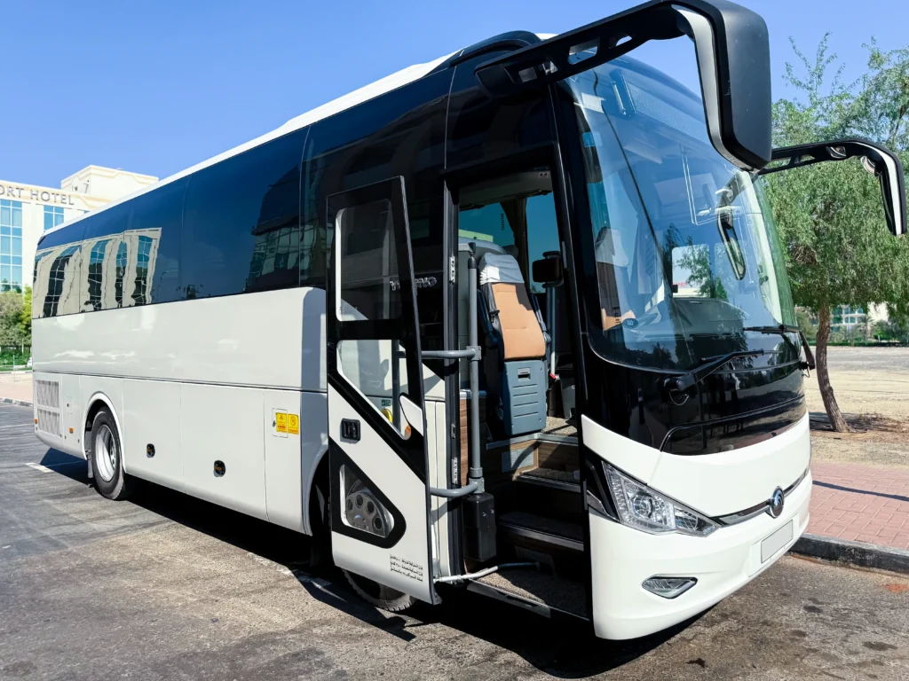 Luxury-Bus-7-