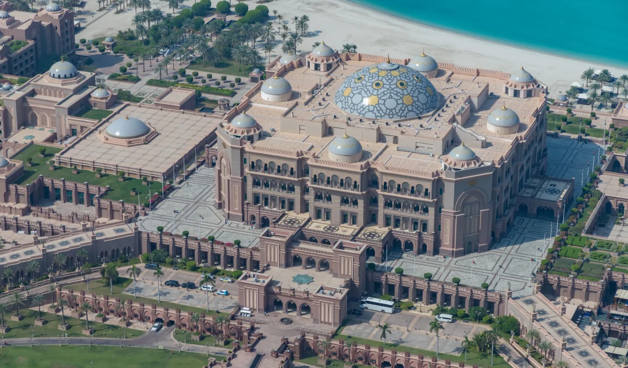 Abu Dhabi City Tour - Emirates Palace