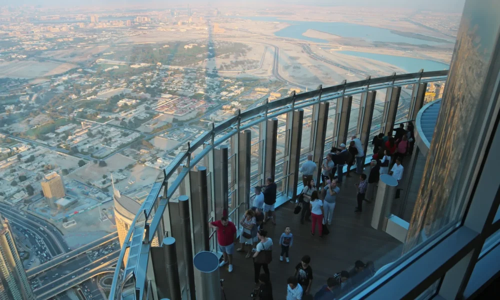 Burj Khalifa Dubai - At The Top Observatory