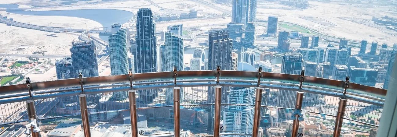 Burj Khalifa Dubai - At The Top Observatory