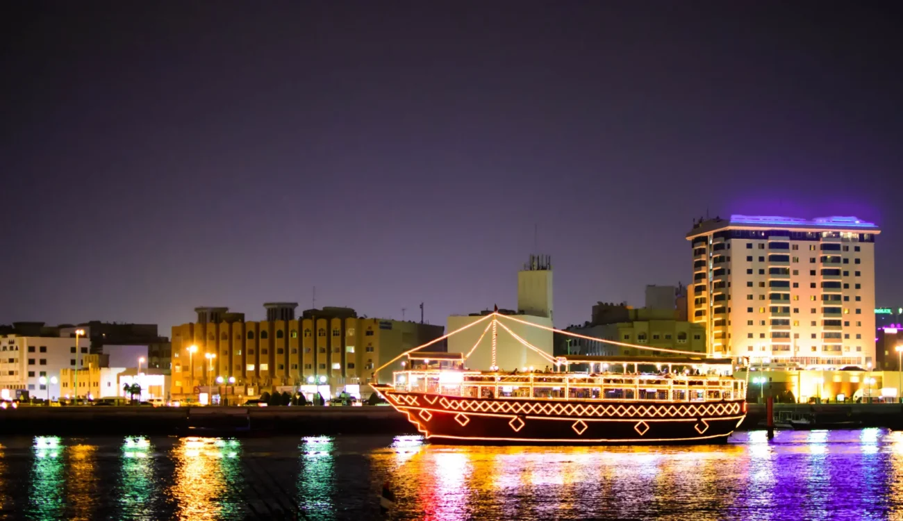 Dhow Cruise Creek Dubai - Night View