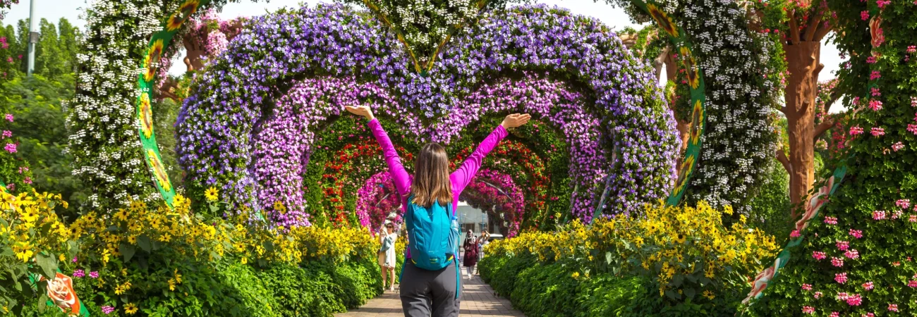 Miracle Garden Dubai - Walk Way