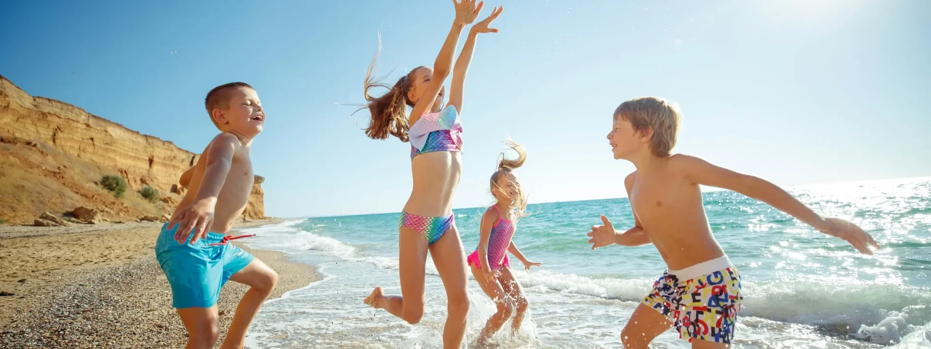 Musandam Oman - Children having fun