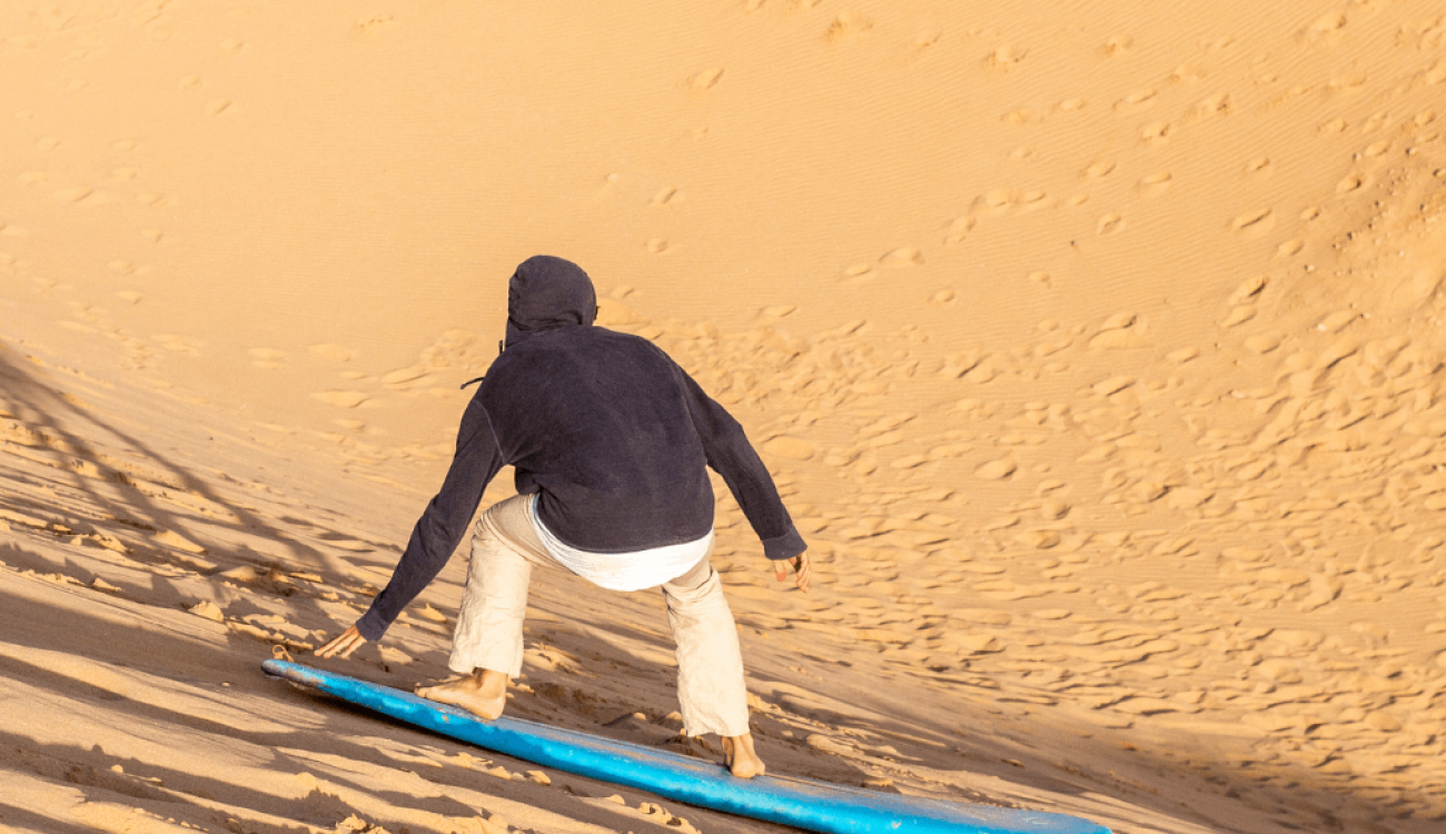 Sand-Boarding