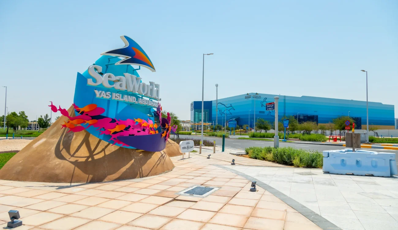 SeaWorld Yas Island, Abu Dhab - Name Display