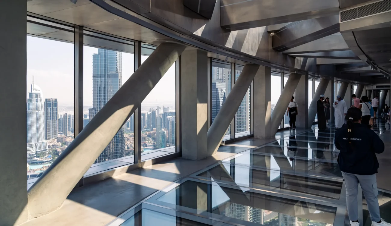 Sky Views Dubai - Glass Walk